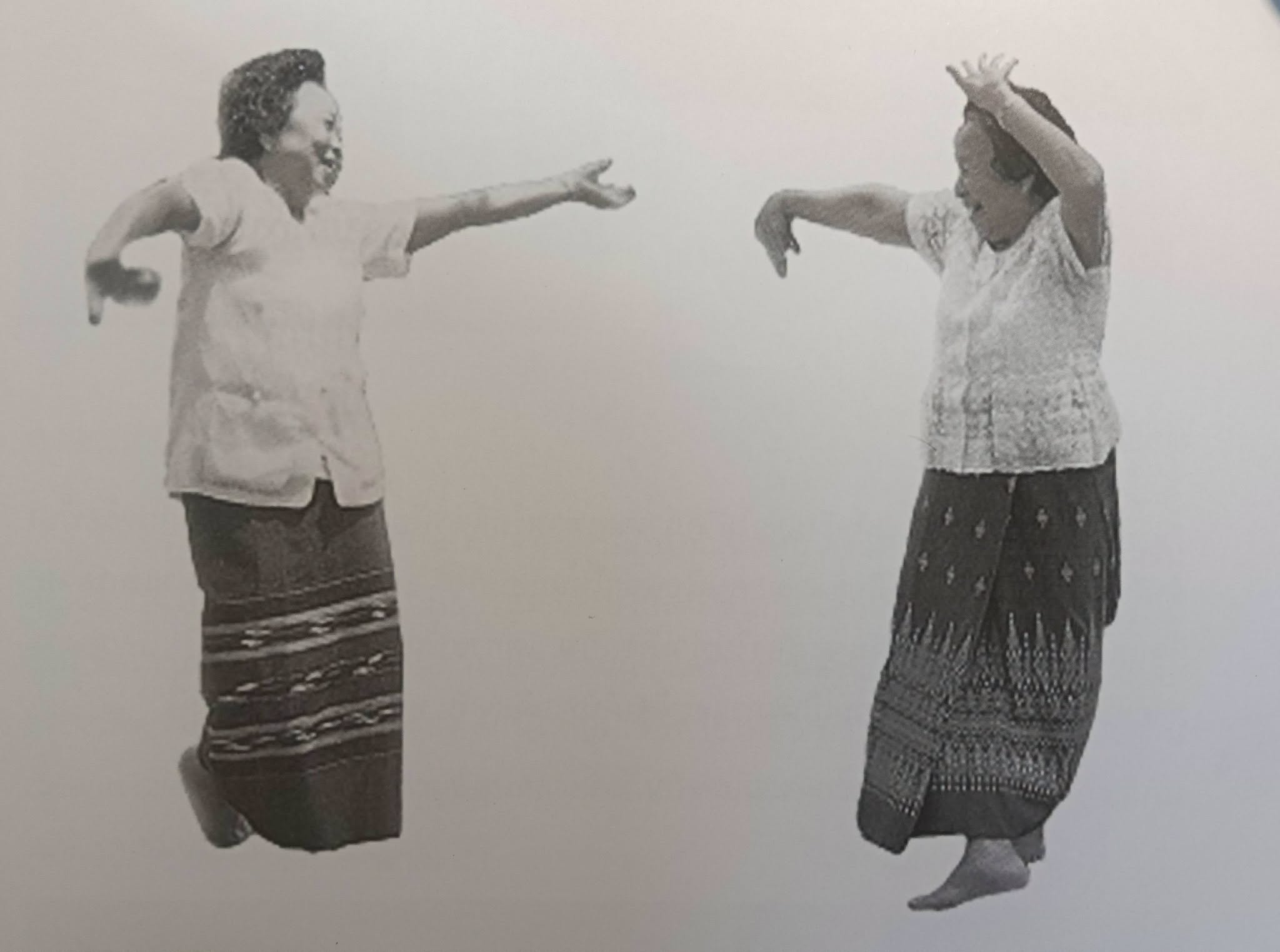 ฟ้อนเมืองกลายลาย