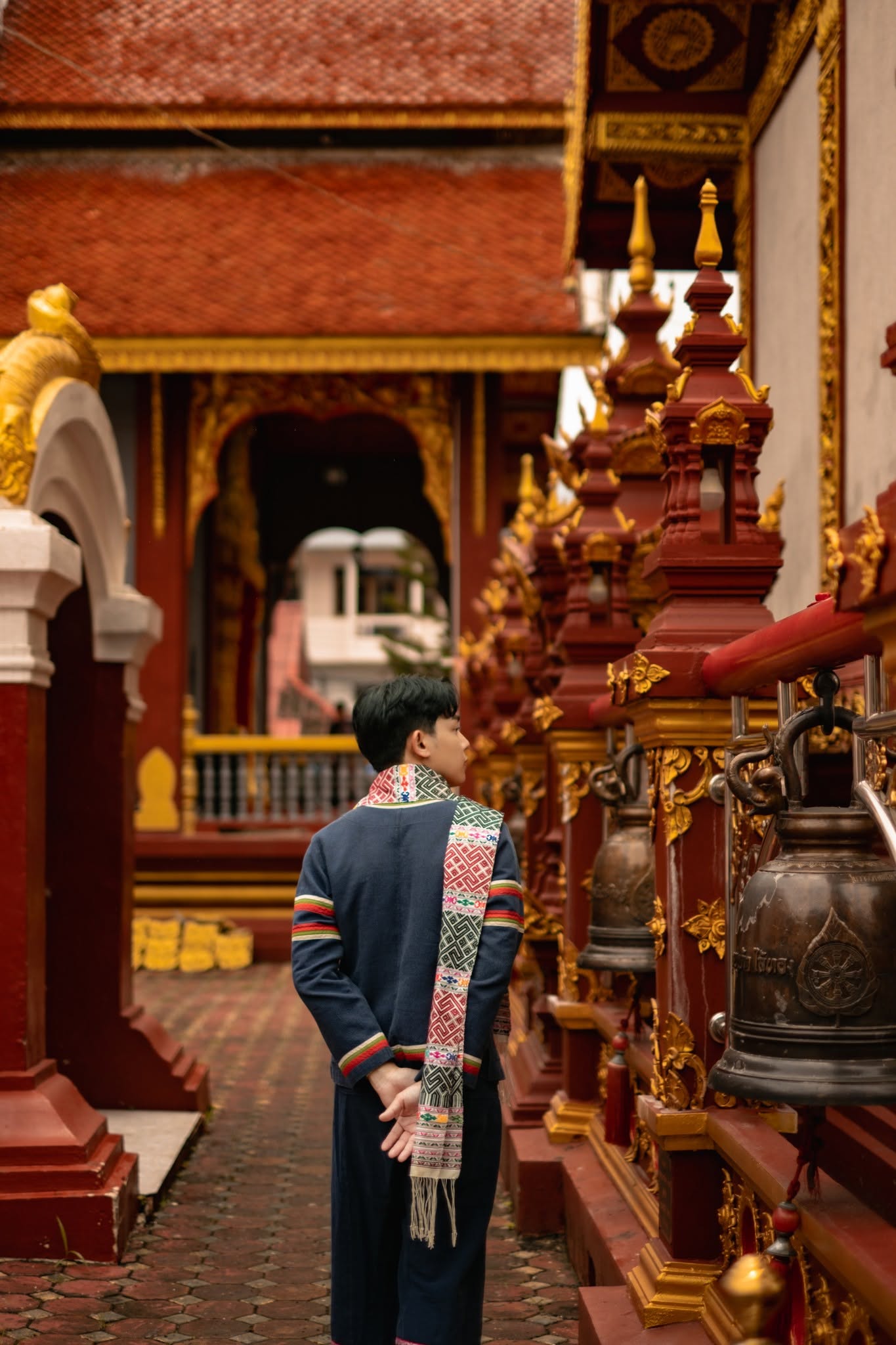 เชิญร่วมพิธี "ไหว้ผี ไหว้ฟ้า บูชาครูกัน" ชมคีตะดุรินรฏนการบ้านนาขุนคำหลวง by offtography 