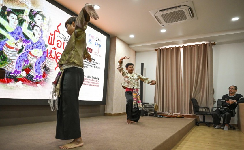 ความประทับใจ “ฟ้อนเมือง เมืองฟ้อน ร้อยเรียงศิลปะการแสดงล้านนา ๘ จังหวัดภาคเหนือ” - สถาพร  จันต๊ะยอด