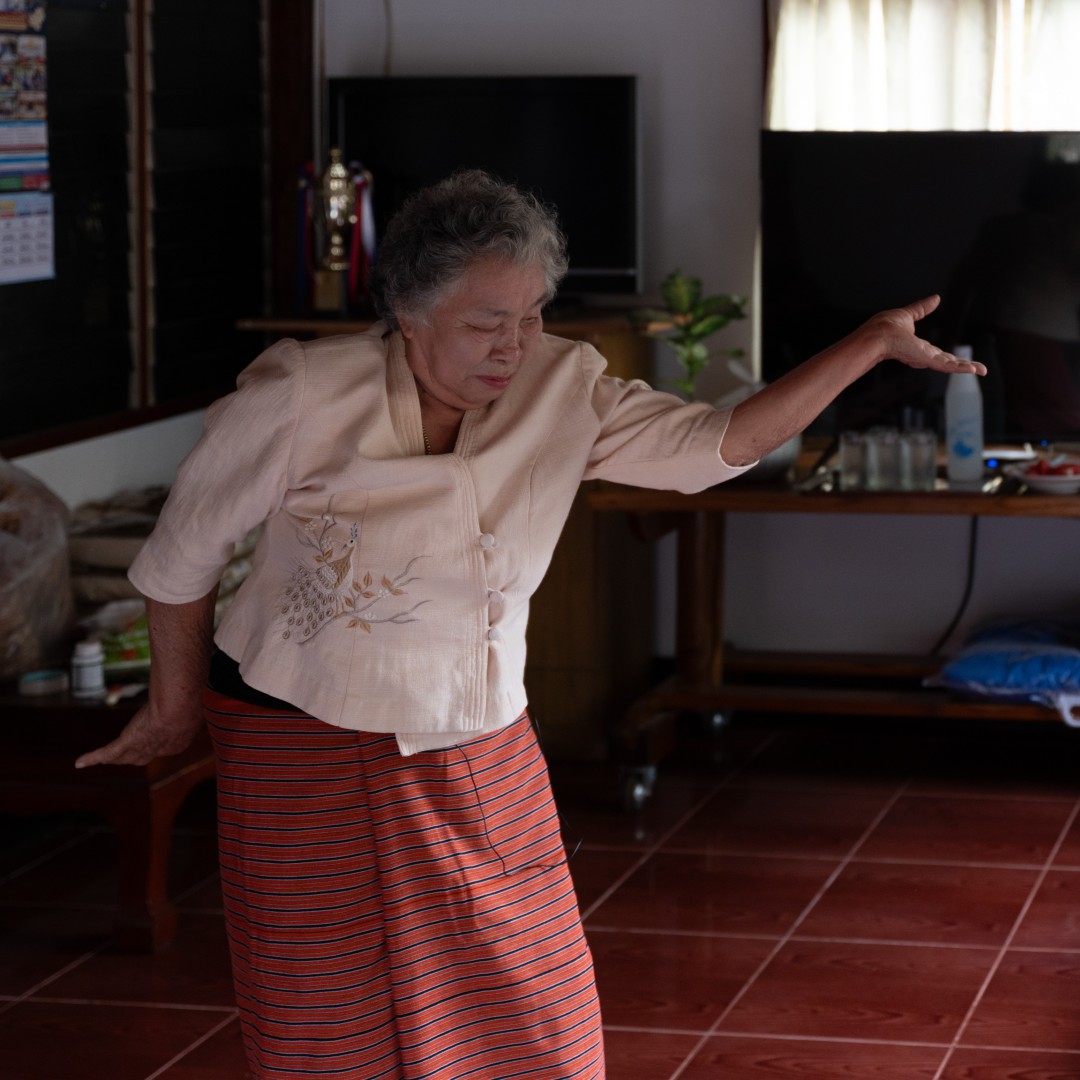 แม่ครูบัวเร็ว เวสสุคำ
