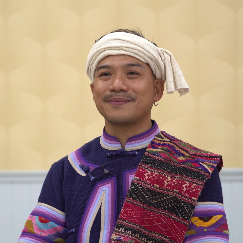 สุริยา วงค์ชัย  